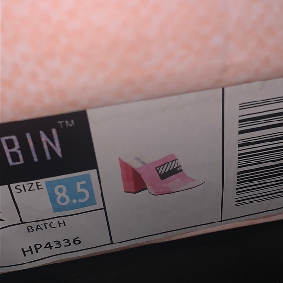 Camryn Heels fun and stylish - Picture 4 of 4